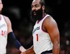 IM体育-勇士再度战胜湖人，哈登表现出色