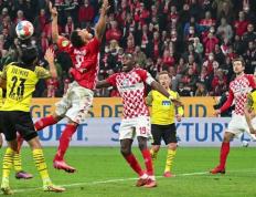 IM体育下载-关于汉堡队险胜竞赛，主场气势如虹的信息