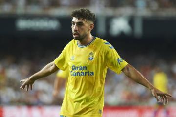 IM体育动画直播通道-瓦伦西亚客场逆转胜利，迎来赛季首胜