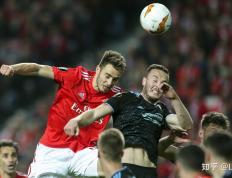 IM Sport-紧张赛季过半，美联赛各队争夺激烈，万众在望的简单介绍