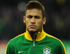 IM体育官网-当武士刀划过枫叶，劳塔罗的跨界传奇与压哨绝杀的双重奏