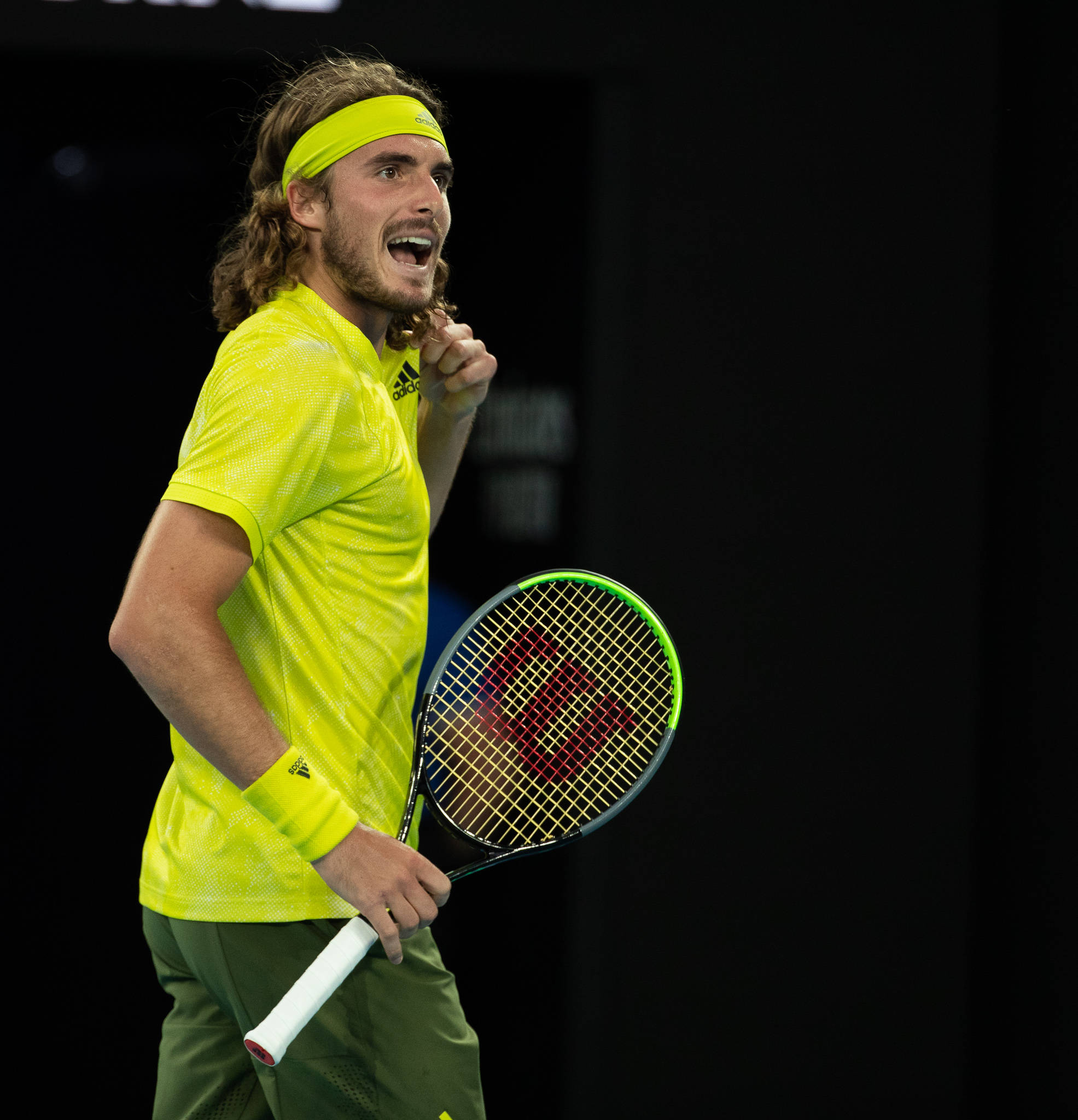 IM体育网页版登录入口-包含德国网球队横扫英国网球队，西西帕斯高光表现的词条