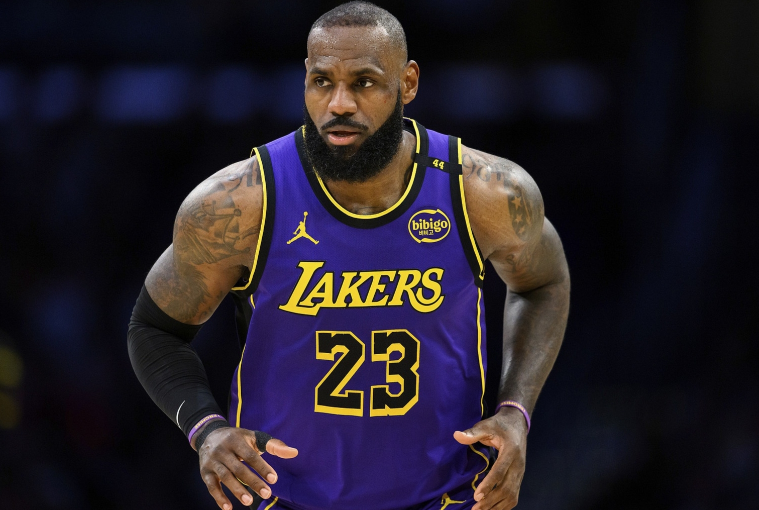 IM体育官方平台-湖人不敌爵士遭遇连败，詹姆斯分未能扭转颓势的简单介绍