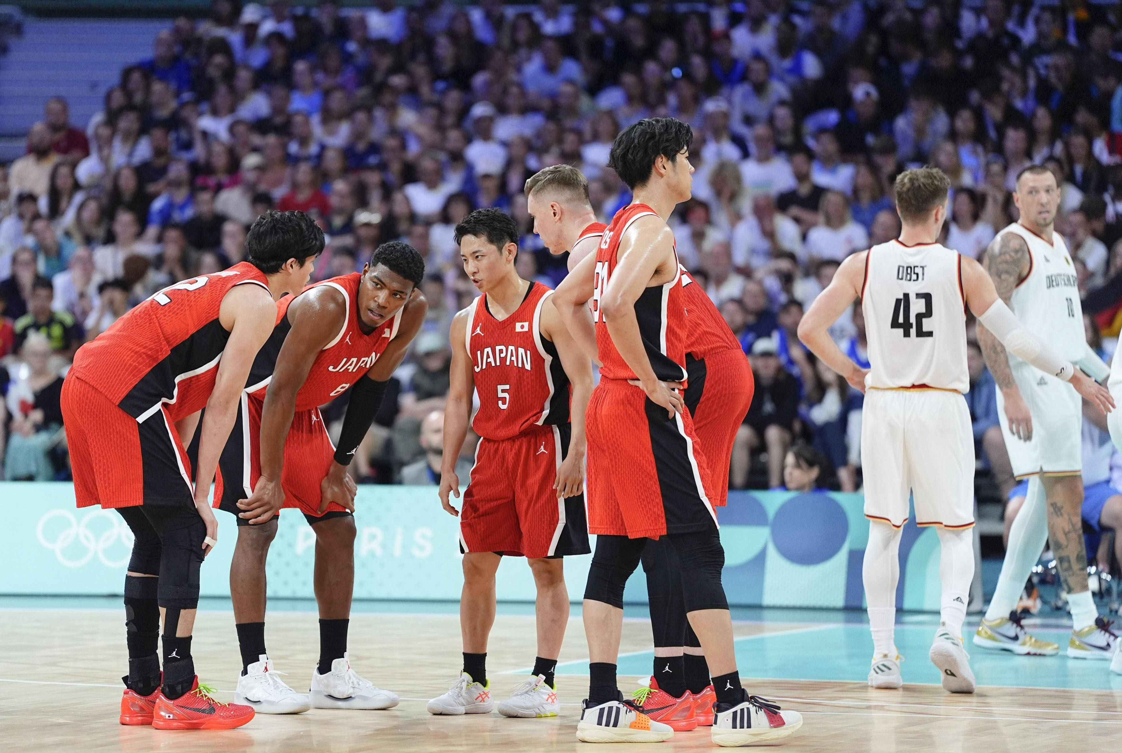 IM体育官方网-关于顶尖男子篮球联赛集结众多实力球队的信息