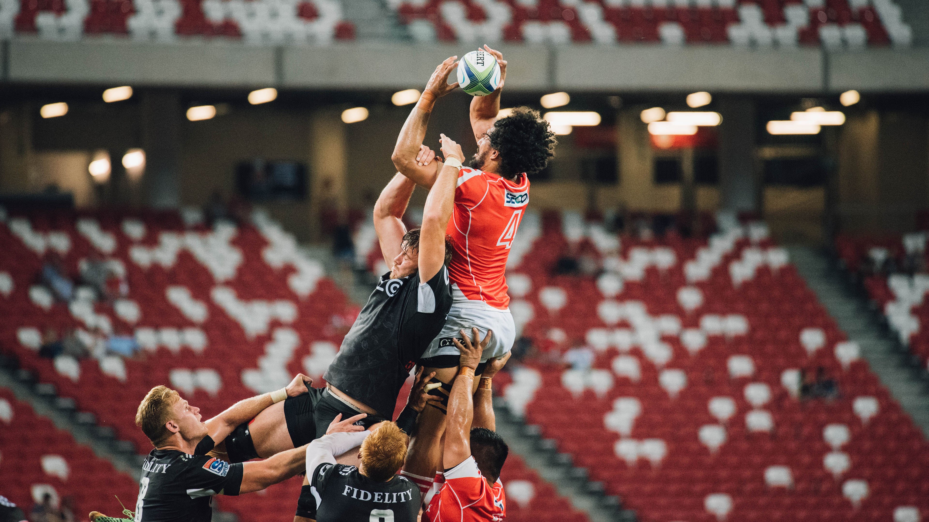 IM体育官方网-克莱·汤普森,美加墨世界杯之夜的孤星与洪流