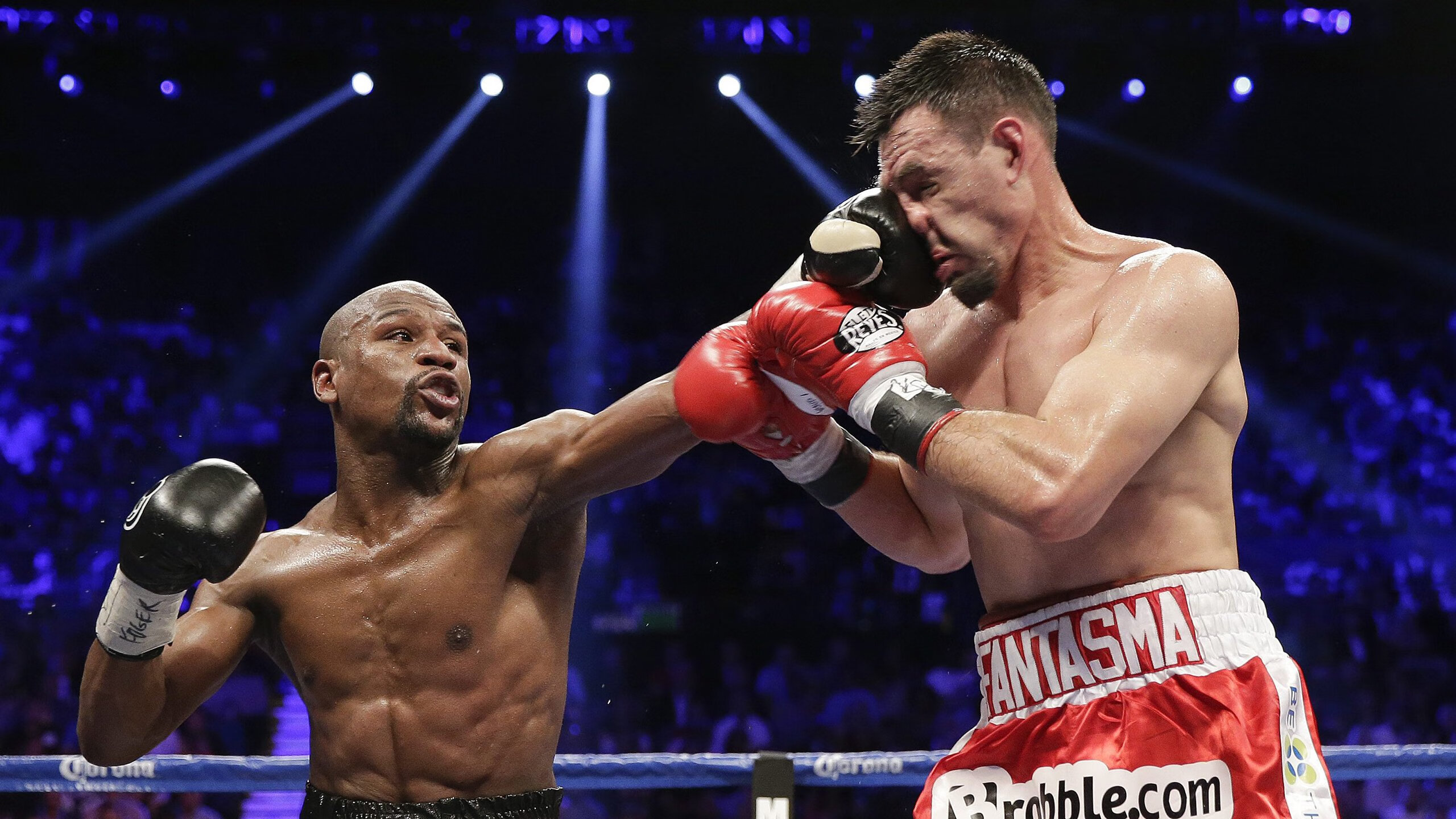 IM体育社区互动入口-黄潜风暴席卷洪都拉斯,萨卡关键节点连击定乾坤